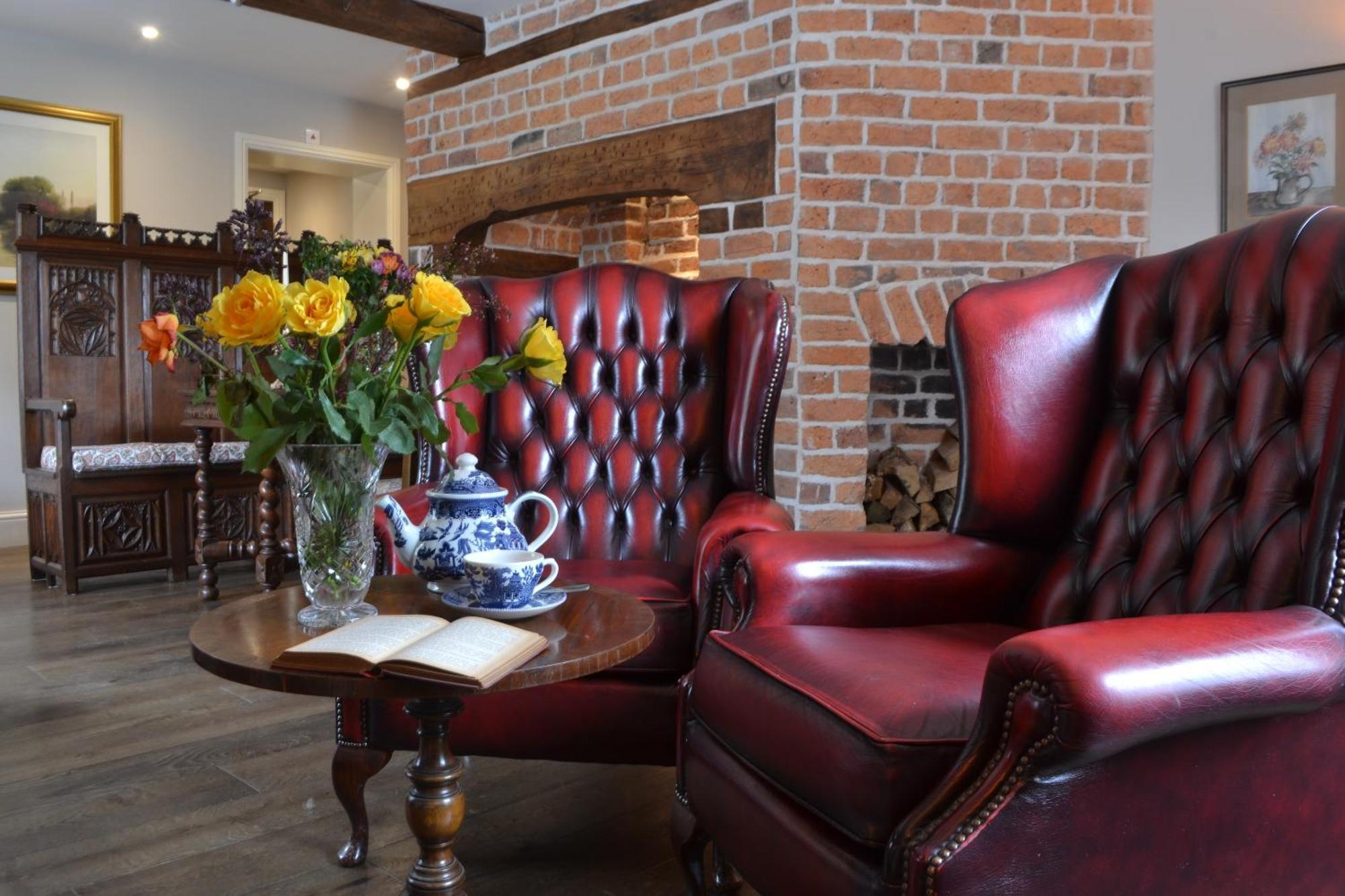 The Nags Head Hotel มอนต์โกเมอรี ภายนอก รูปภาพ