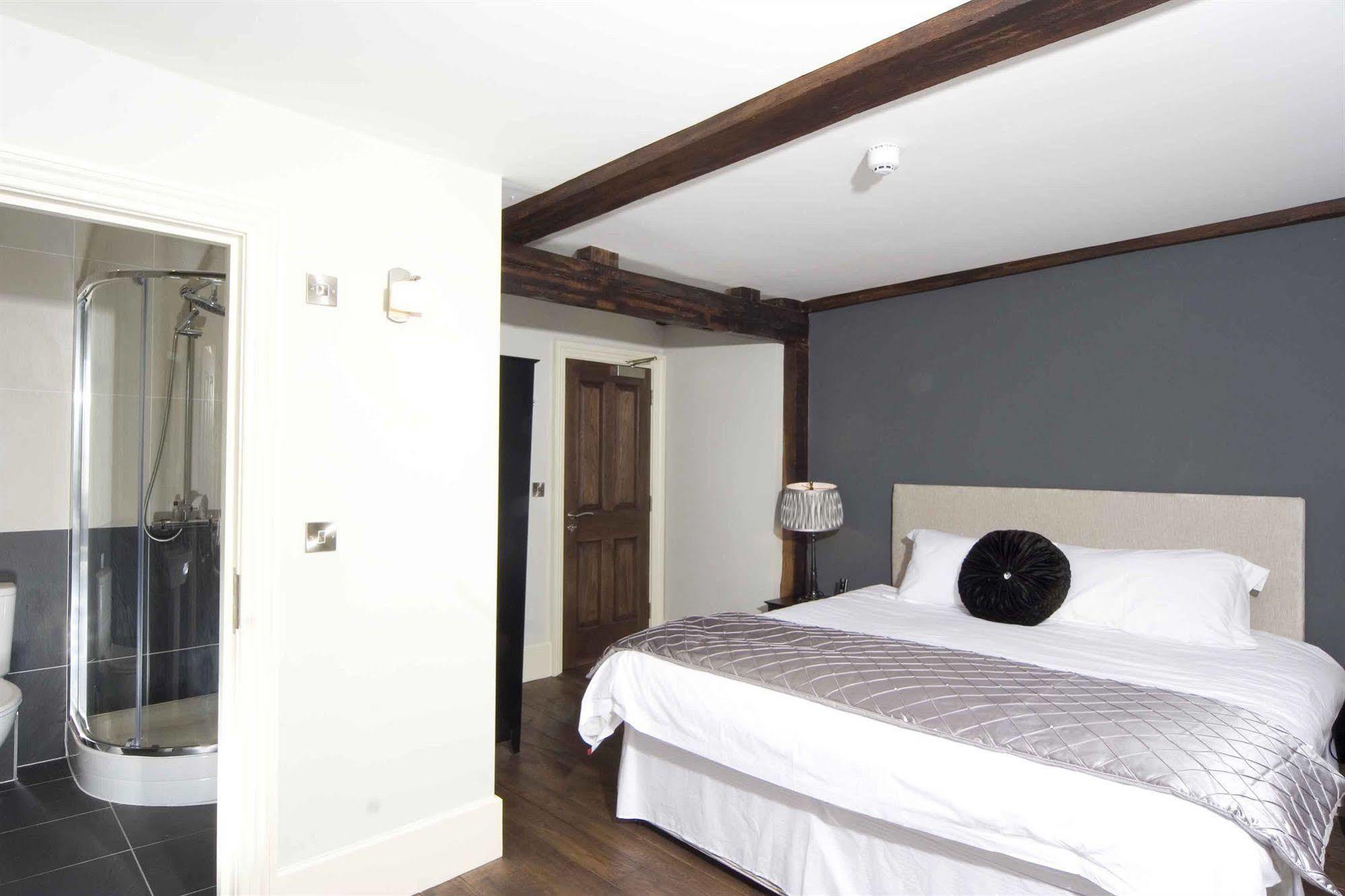 The Nags Head Hotel มอนต์โกเมอรี ภายนอก รูปภาพ